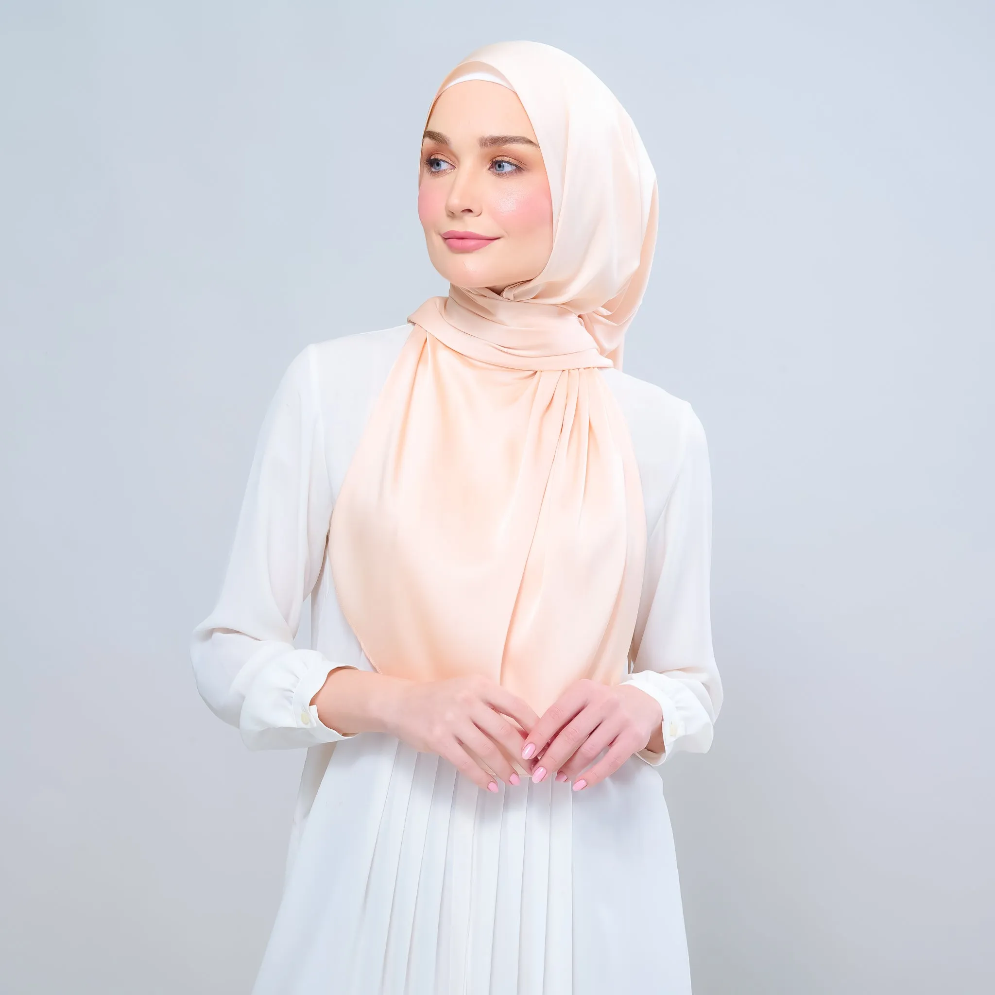 Instant Tag n' Go Shawl  | Satin Silk in Soft Apricot