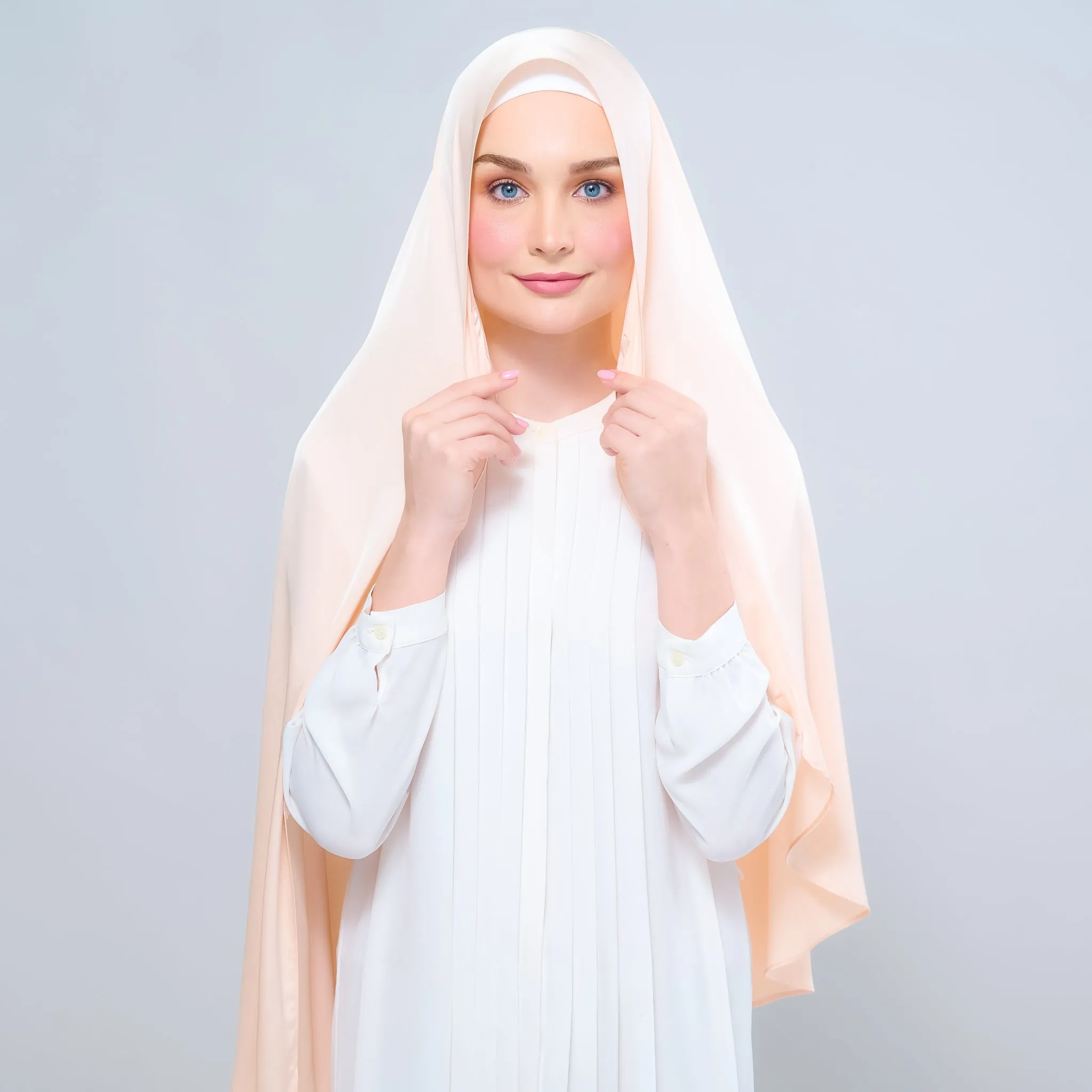 Instant Tag n' Go Shawl  | Satin Silk in Soft Apricot