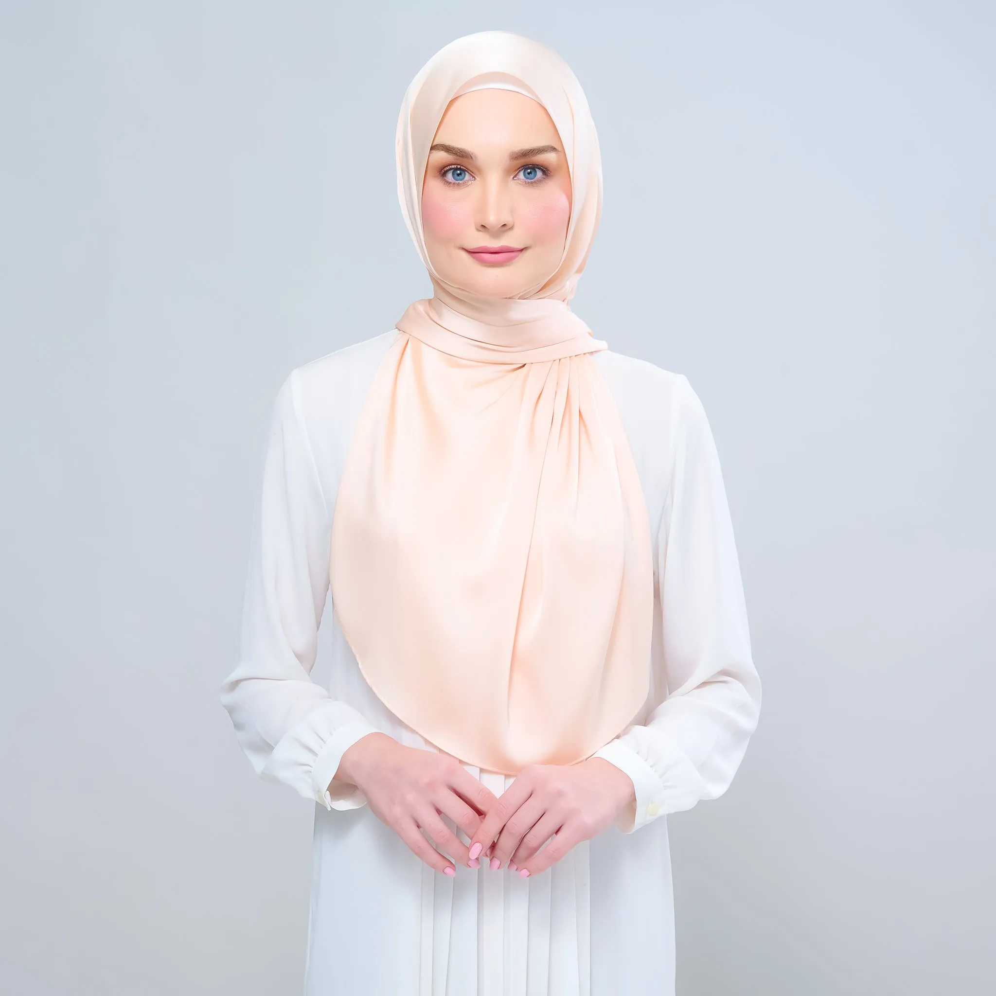 Instant Tag n' Go Shawl  | Satin Silk in Soft Apricot