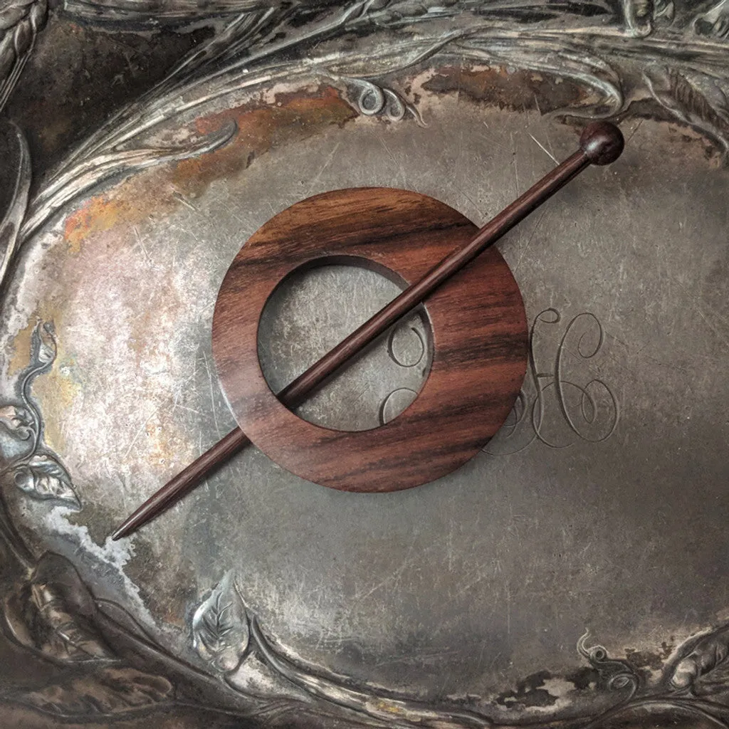 Jul Shawl Pins and Accessories