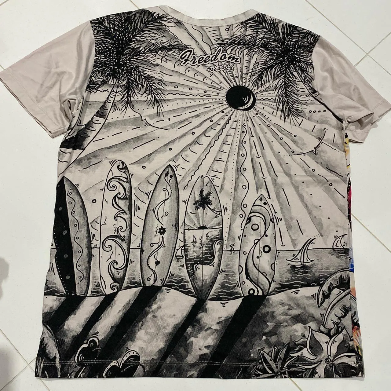 Mirror T-Shirt Size Large Boho Hippie Festival T Shirt