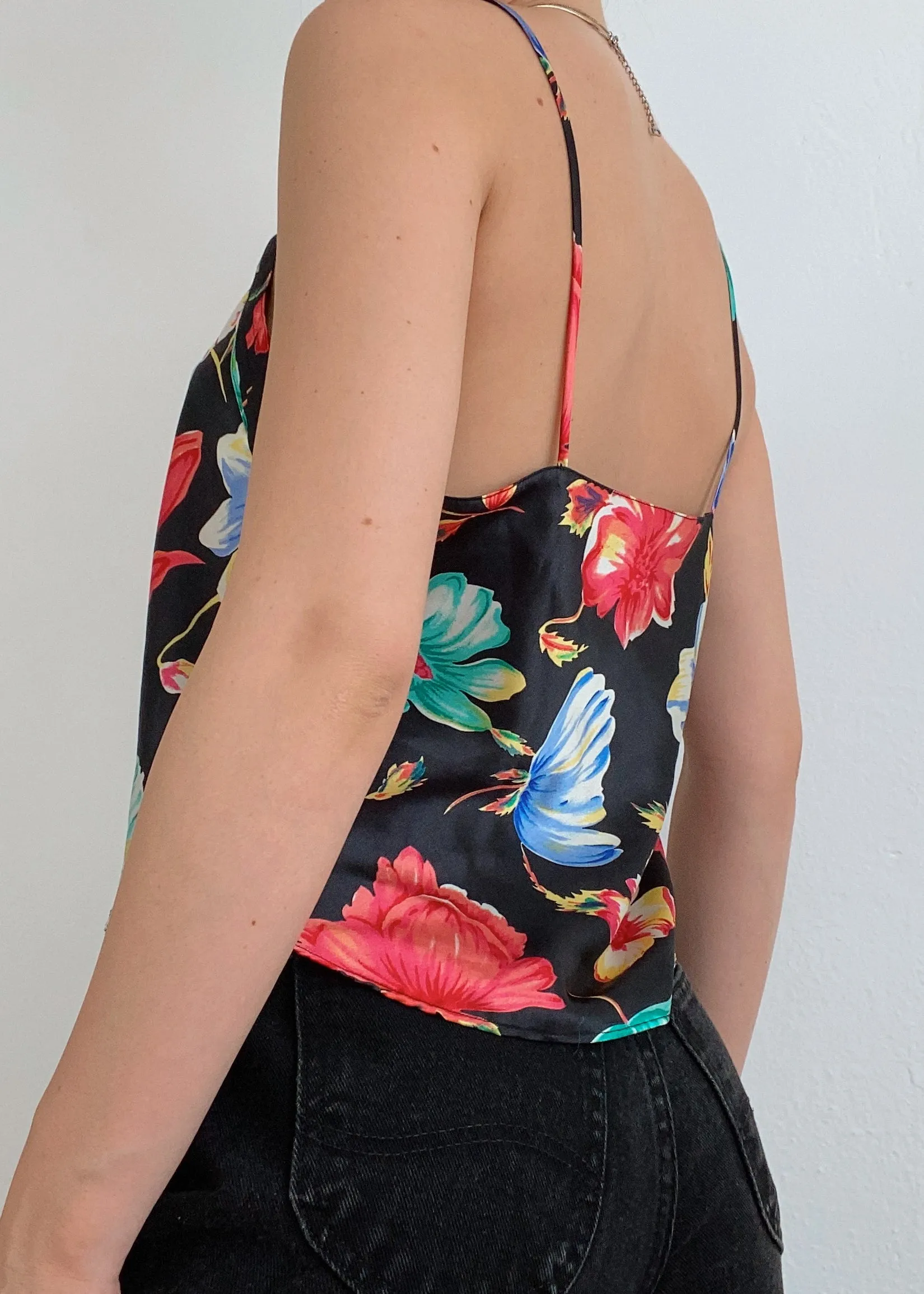 Peony VS Cami