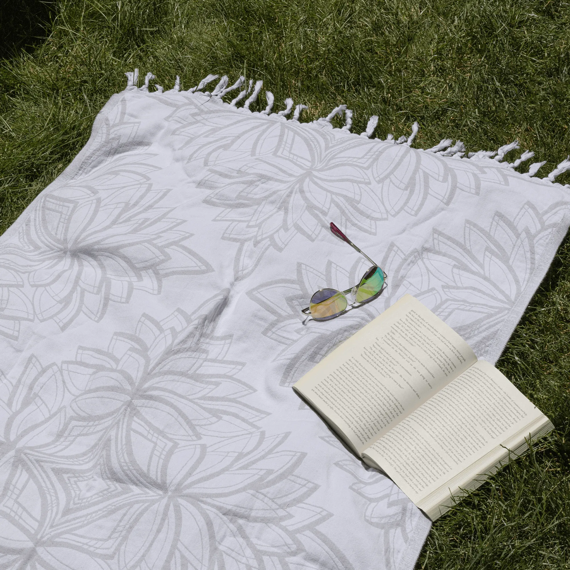 Turkish Cotton Towel Set / Horona in Grey   White