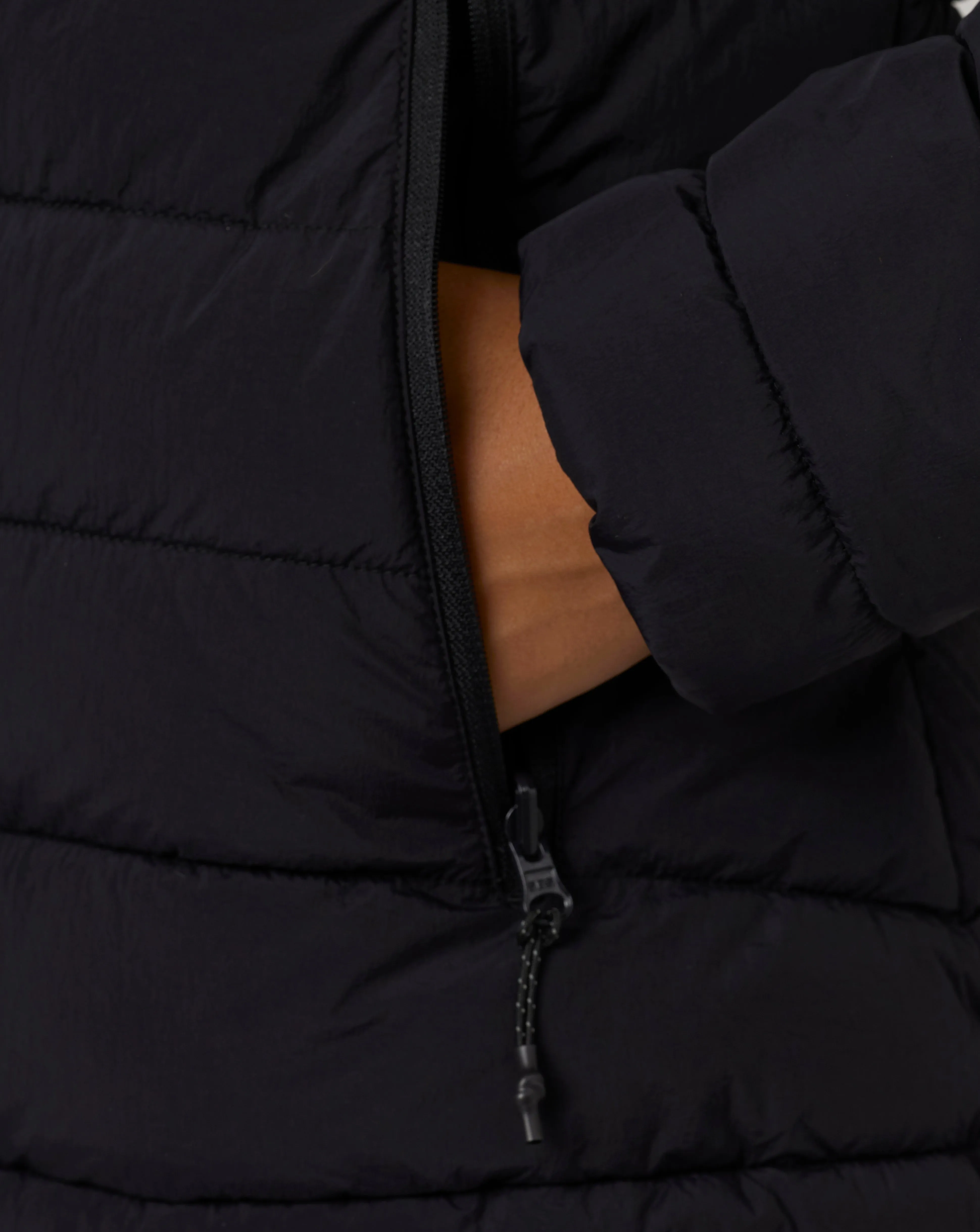 Women’s Travel Packable Quilt Hooded Jacket - Black